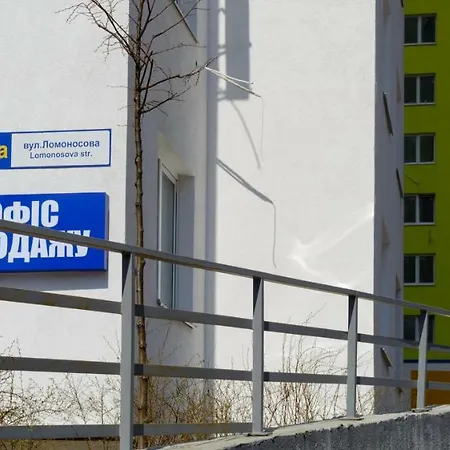 Sunny On Yulii Zdanovskoi St 36b Апартаменты Киев